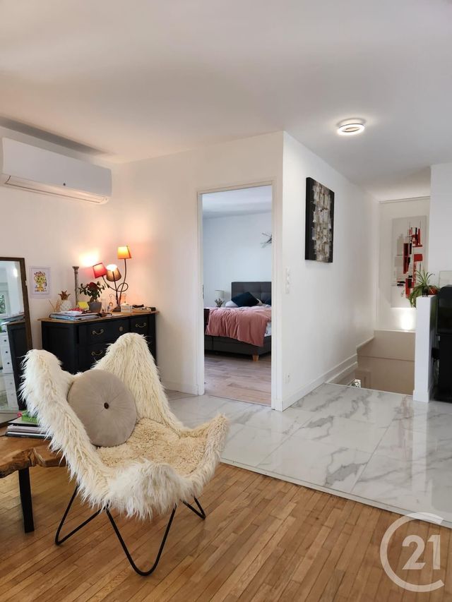 maison à louer - 5 pièces - 162.0 m2 - BESANCON - 25 - FRANCHE-COMTE - Century 21 Avenir Immobilier