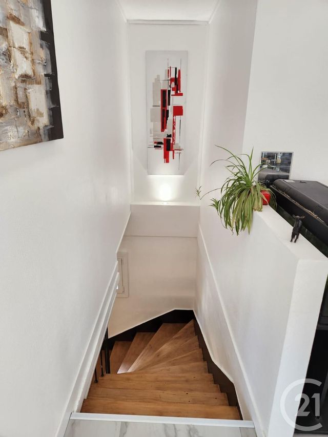 maison à louer - 5 pièces - 162.0 m2 - BESANCON - 25 - FRANCHE-COMTE - Century 21 Avenir Immobilier