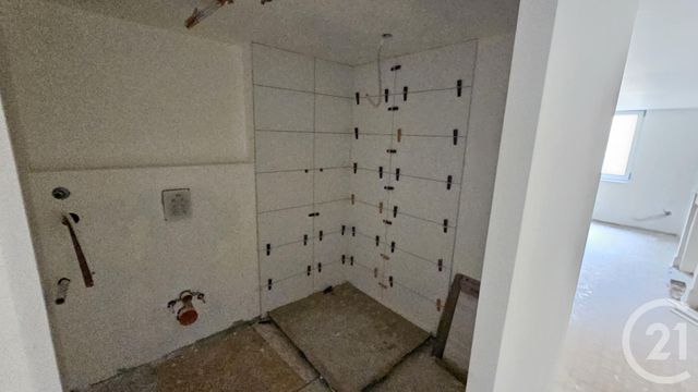 Afficher la photo en grand Appartement F2 à louer - 2 pièces - 34.0 m2 - BESANCON - 25 - FRANCHE-COMTE - Century 21 Avenir Immobilier