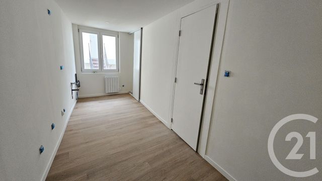 Appartement F2 à louer - 2 pièces - 34.0 m2 - BESANCON - 25 - FRANCHE-COMTE - Century 21 Avenir Immobilier