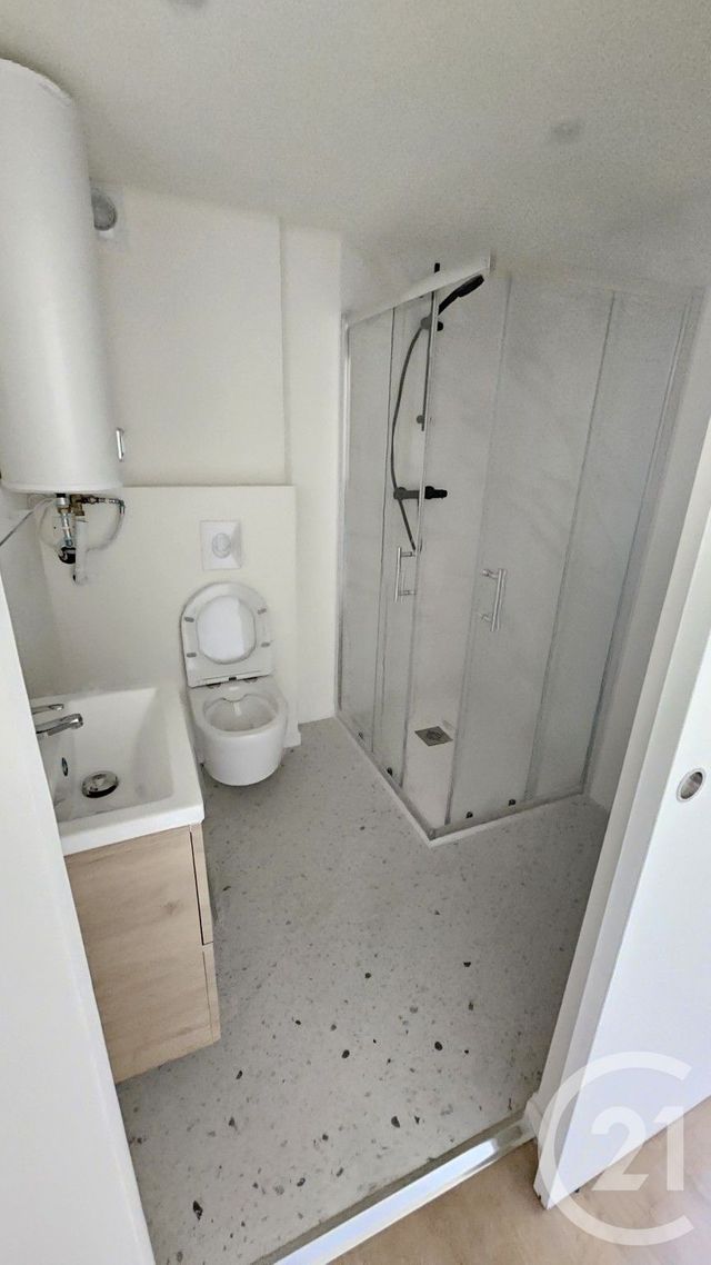 Appartement F2 à louer - 2 pièces - 34.0 m2 - BESANCON - 25 - FRANCHE-COMTE - Century 21 Avenir Immobilier