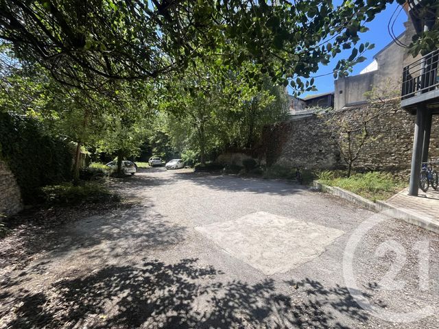 Afficher la photo en grand Appartement F4 à vendre - 4 pièces - 178.0 m2 - BESANCON - 25 - FRANCHE-COMTE - Century 21 Avenir Immobilier