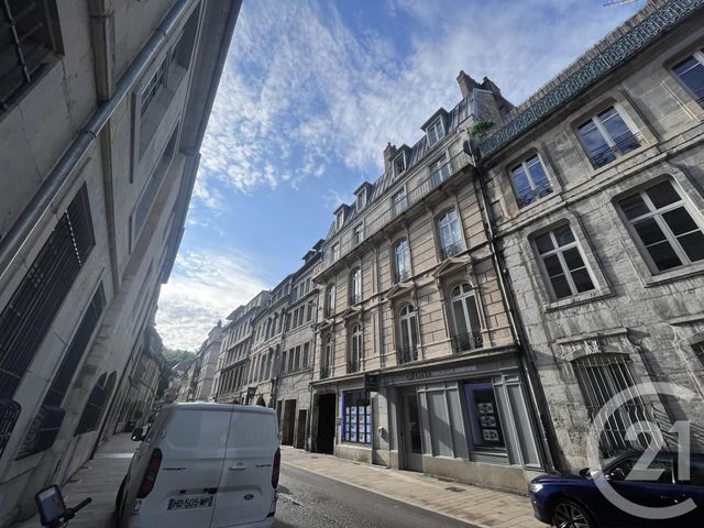 Afficher la photo en grand Appartement F4 à vendre - 4 pièces - 178.0 m2 - BESANCON - 25 - FRANCHE-COMTE - Century 21 Avenir Immobilier