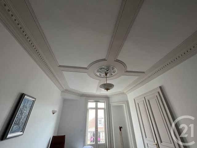 Afficher la photo en grand Appartement F4 à vendre - 4 pièces - 178.0 m2 - BESANCON - 25 - FRANCHE-COMTE - Century 21 Avenir Immobilier