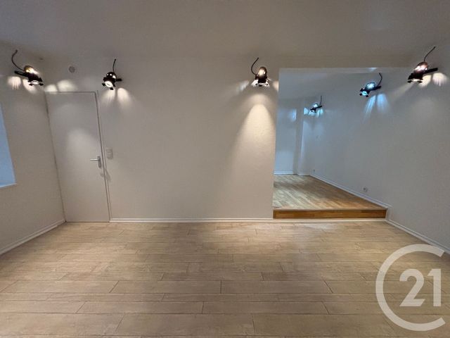 Appartement F2 à louer - 2 pièces - 42.0 m2 - BESANCON - 25 - FRANCHE-COMTE - Century 21 Avenir Immobilier