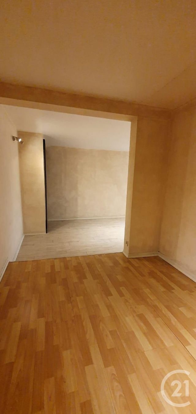 Appartement F2 à louer - 2 pièces - 42.0 m2 - BESANCON - 25 - FRANCHE-COMTE - Century 21 Avenir Immobilier