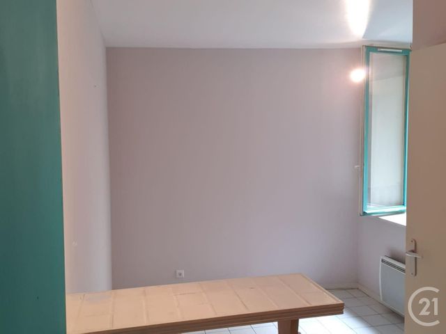 Appartement F2 à louer - 2 pièces - 42.0 m2 - BESANCON - 25 - FRANCHE-COMTE - Century 21 Avenir Immobilier