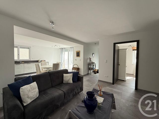 Appartement F3 à vendre - 3 pièces - 76.55 m2 - LE GRATTERIS - 25 - FRANCHE-COMTE - Century 21 Avenir Immobilier