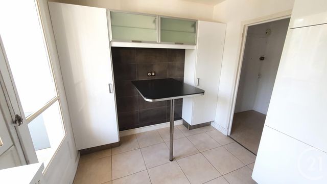 Appartement F4 à louer - 4 pièces - 70.21 m2 - BESANCON - 25 - FRANCHE-COMTE - Century 21 Avenir Immobilier