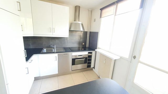 Appartement F4 à louer - 4 pièces - 70.21 m2 - BESANCON - 25 - FRANCHE-COMTE - Century 21 Avenir Immobilier