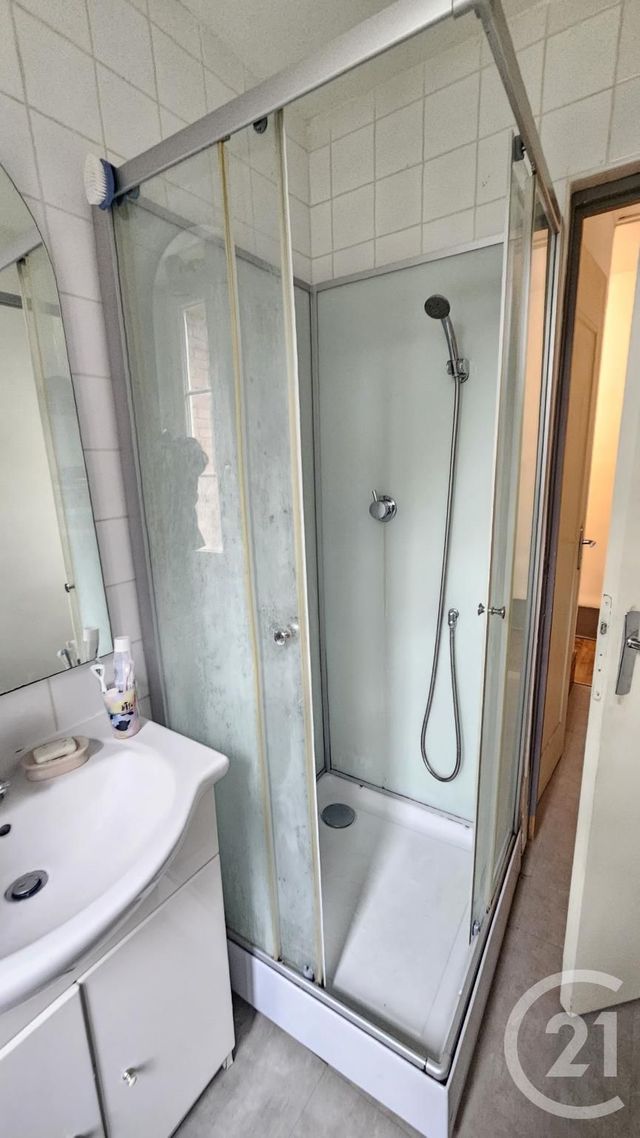 Appartement F3 à louer - 3 pièces - 63.0 m2 - BESANCON - 25 - FRANCHE-COMTE - Century 21 Avenir Immobilier