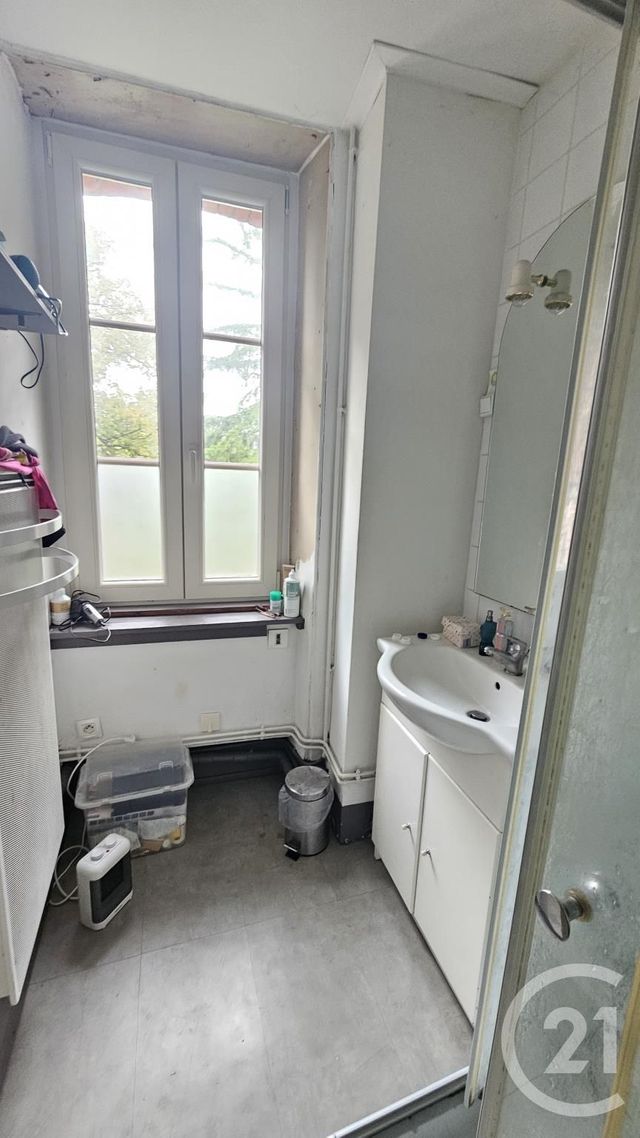 Appartement F3 à louer - 3 pièces - 63.0 m2 - BESANCON - 25 - FRANCHE-COMTE - Century 21 Avenir Immobilier