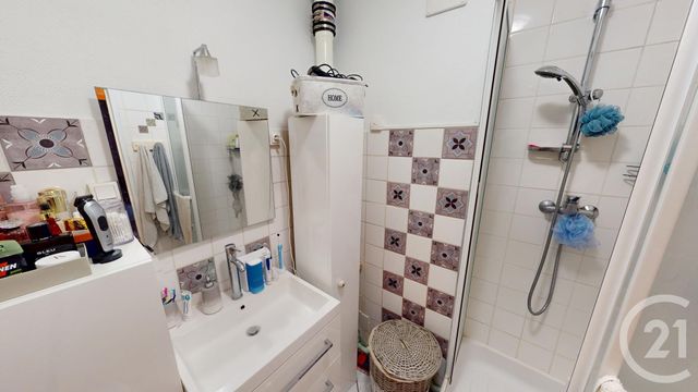 Afficher la photo en grand Appartement F4 à vendre - 4 pièces - 66.83 m2 - BESANCON - 25 - FRANCHE-COMTE - Century 21 Avenir Immobilier