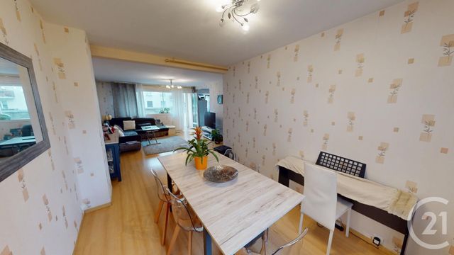 Afficher la photo en grand Appartement F4 à vendre - 4 pièces - 66.83 m2 - BESANCON - 25 - FRANCHE-COMTE - Century 21 Avenir Immobilier
