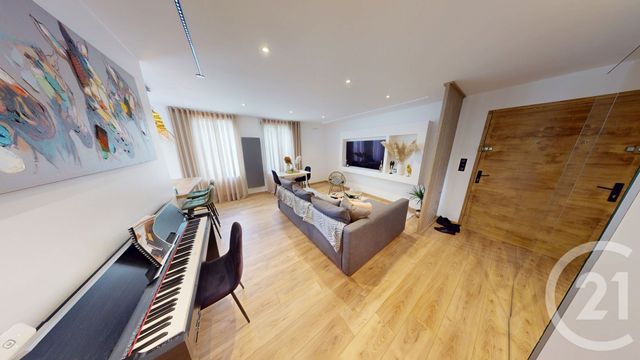Afficher la photo en grand Appartement F3 à vendre - 3 pièces - 67.48 m2 - BESANCON - 25 - FRANCHE-COMTE - Century 21 Avenir Immobilier