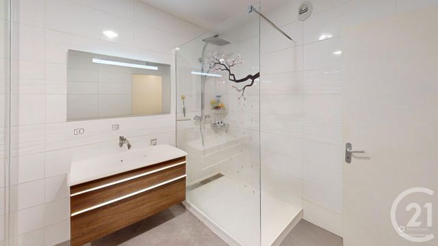 Appartement F4 à vendre - 4 pièces - 100.0 m2 - BESANCON - 25 - FRANCHE-COMTE - Century 21 Avenir Immobilier