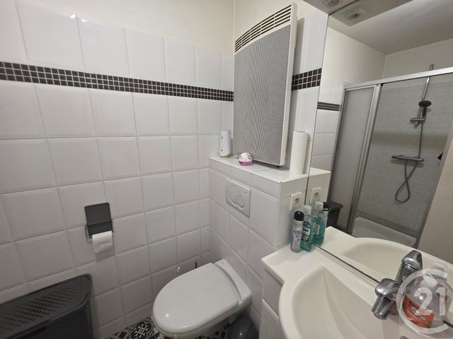 Appartement F2 à louer - 2 pièces - 31.5 m2 - NANCRAY - 25 - FRANCHE-COMTE - Century 21 Avenir Immobilier