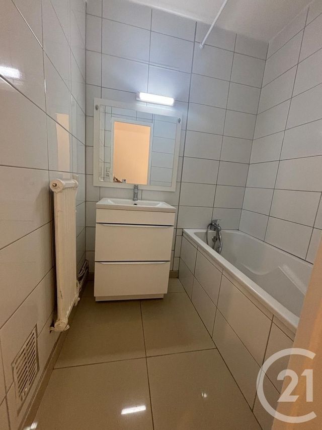 Appartement T4 à vendre - 4 pièces - 68.0 m2 - BESANCON - 25 - FRANCHE-COMTE - Century 21 Avenir Immobilier