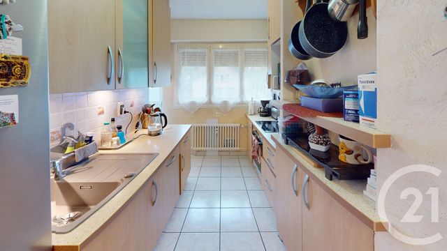 Afficher la photo en grand Appartement T5 à vendre - 5 pièces - 77.84 m2 - BESANCON - 25 - FRANCHE-COMTE - Century 21 Avenir Immobilier