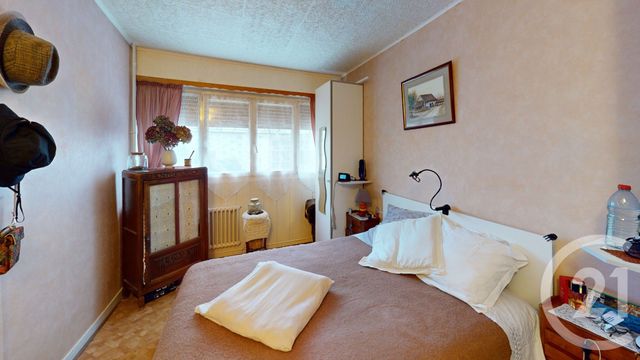 Afficher la photo en grand Appartement T5 à vendre - 5 pièces - 77.84 m2 - BESANCON - 25 - FRANCHE-COMTE - Century 21 Avenir Immobilier