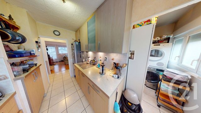 Afficher la photo en grand Appartement T5 à vendre - 5 pièces - 77.84 m2 - BESANCON - 25 - FRANCHE-COMTE - Century 21 Avenir Immobilier