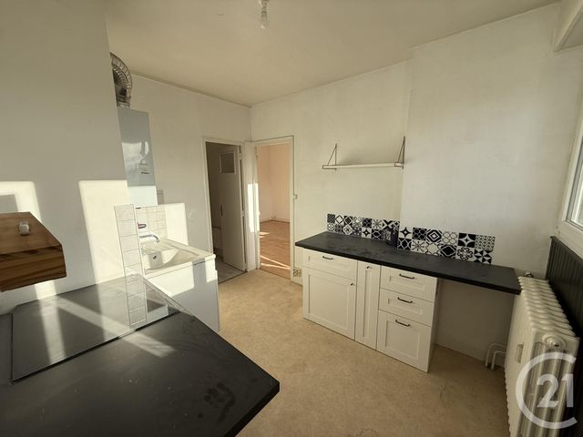 Appartement T4 à vendre - 4 pièces - 67.0 m2 - BESANCON - 25 - FRANCHE-COMTE - Century 21 Avenir Immobilier