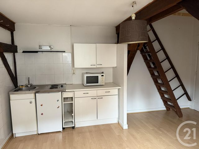 Appartement F2 à vendre - 2 pièces - 27.0 m2 - BESANCON - 25 - FRANCHE-COMTE - Century 21 Avenir Immobilier