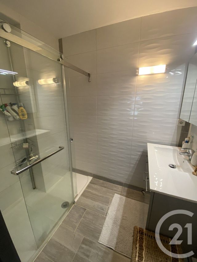 Appartement T4 à vendre - 4 pièces - 83.0 m2 - BESANCON - 25 - FRANCHE-COMTE - Century 21 Avenir Immobilier