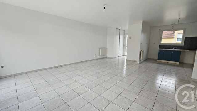 Appartement F5 à louer - 5 pièces - 86.0 m2 - CHEMAUDIN ET VAUX - 25 - FRANCHE-COMTE - Century 21 Avenir Immobilier