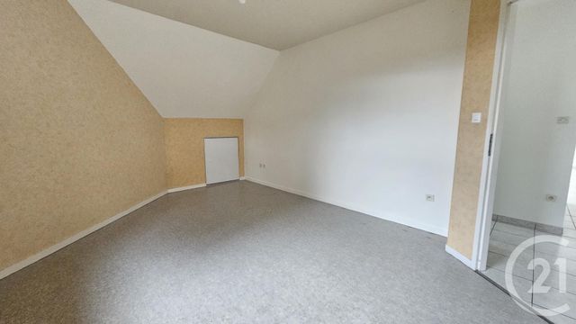 Appartement F5 à louer - 5 pièces - 86.0 m2 - CHEMAUDIN ET VAUX - 25 - FRANCHE-COMTE - Century 21 Avenir Immobilier