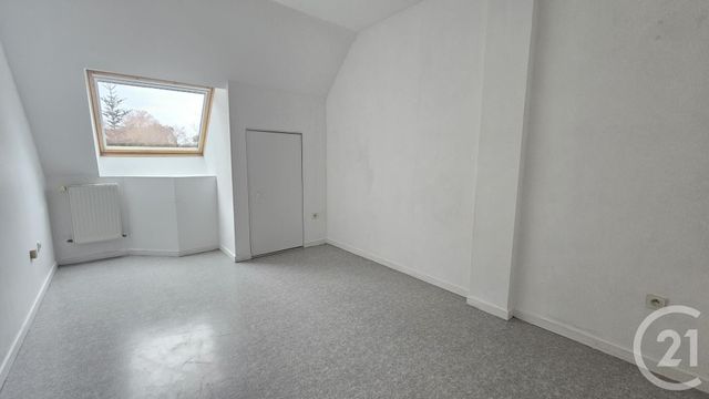 Appartement F5 à louer - 5 pièces - 86.0 m2 - CHEMAUDIN ET VAUX - 25 - FRANCHE-COMTE - Century 21 Avenir Immobilier