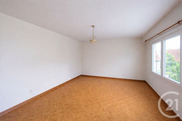 Appartement T5 à vendre - 5 pièces - 75.73 m2 - BESANCON - 25 - FRANCHE-COMTE - Century 21 Avenir Immobilier