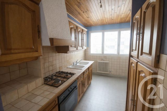 Appartement T5 à vendre - 5 pièces - 75.73 m2 - BESANCON - 25 - FRANCHE-COMTE - Century 21 Avenir Immobilier