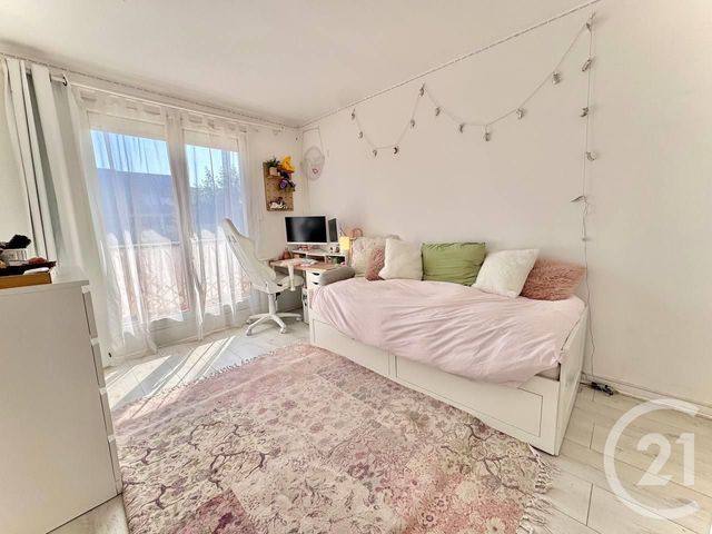 maison à vendre - 5 pièces - 110.42 m2 - ROCHE LEZ BEAUPRE - 25 - FRANCHE-COMTE - Century 21 Avenir Immobilier