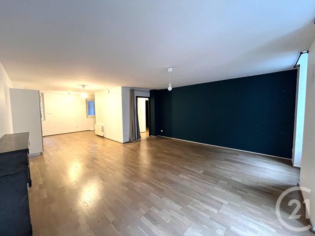 Appartement T3 à louer - 3 pièces - 80.0 m2 - BESANCON - 25 - FRANCHE-COMTE - Century 21 Avenir Immobilier