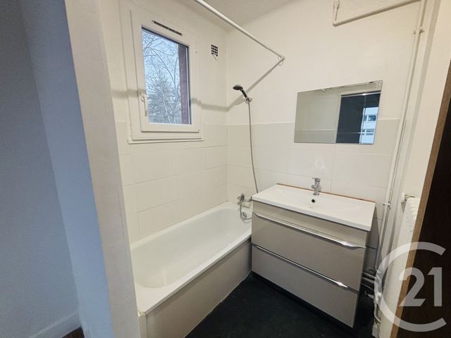 Appartement F3 à vendre - 3 pièces - 60.17 m2 - BESANCON - 25 - FRANCHE-COMTE - Century 21 Avenir Immobilier