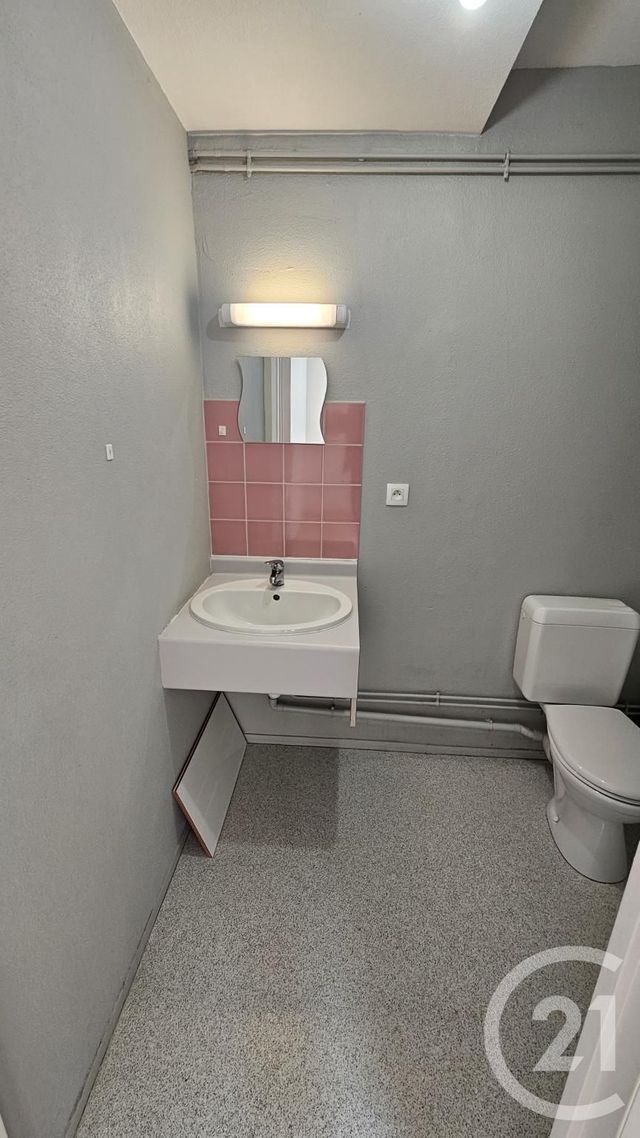 Appartement F3 à louer - 3 pièces - 38.93 m2 - BESANCON - 25 - FRANCHE-COMTE - Century 21 Avenir Immobilier