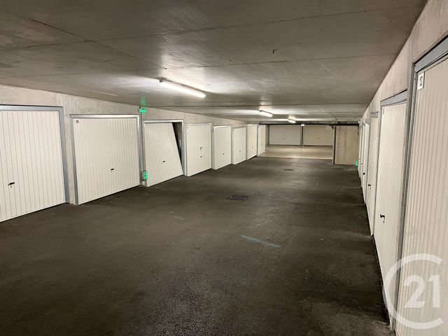 parking à louer - 15.0 m2 - BESANCON - 25 - FRANCHE-COMTE - Century 21 Avenir Immobilier