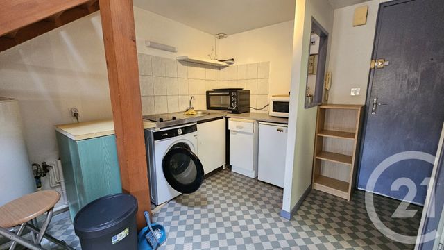 Appartement F1 bis à louer - 2 pièces - 31.98 m2 - BESANCON - 25 - FRANCHE-COMTE - Century 21 Avenir Immobilier