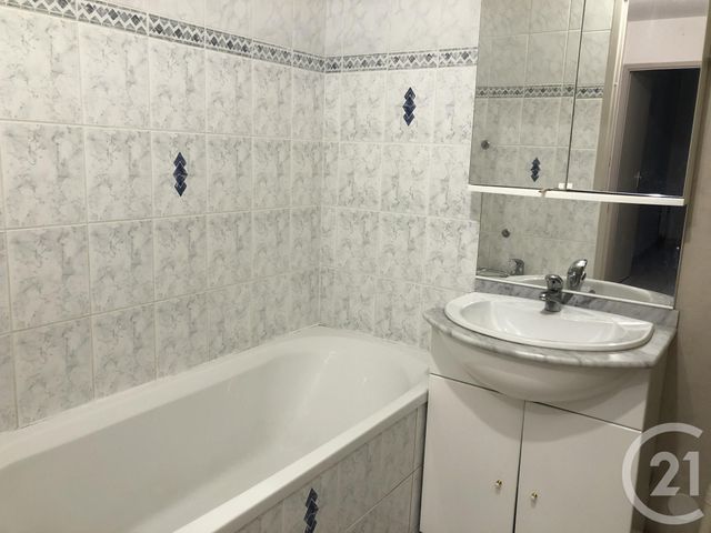 Appartement T2 à louer - 2 pièces - 48.0 m2 - BESANCON - 25 - FRANCHE-COMTE - Century 21 Avenir Immobilier