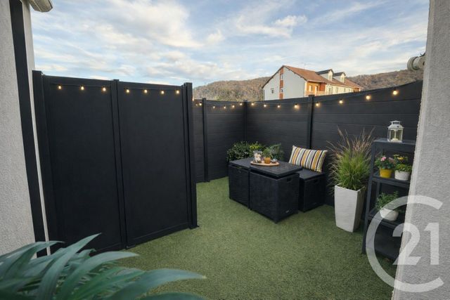 Appartement F3 à vendre - 3 pièces - 83.5 m2 - ROCHE LEZ BEAUPRE - 25 - FRANCHE-COMTE - Century 21 Avenir Immobilier