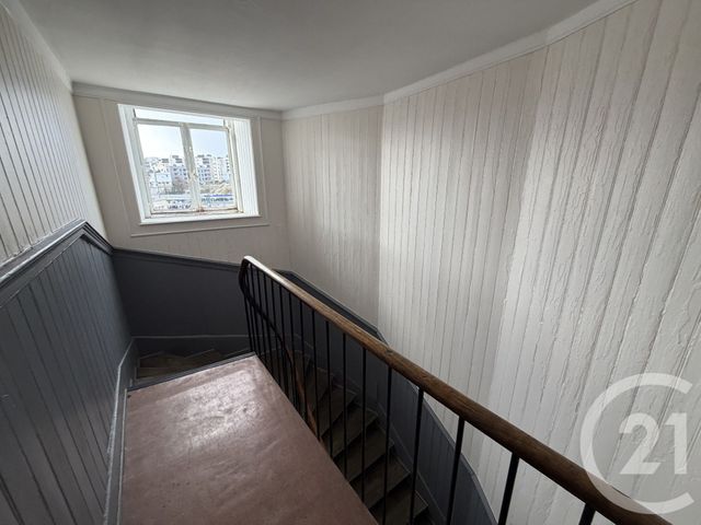 Appartement T1 à vendre - 1 pièce - 14.0 m2 - BESANCON - 25 - FRANCHE-COMTE - Century 21 Avenir Immobilier