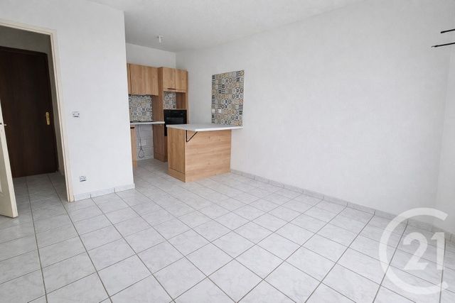 Appartement F2 à louer - 2 pièces - 34.27 m2 - BESANCON - 25 - FRANCHE-COMTE - Century 21 Avenir Immobilier