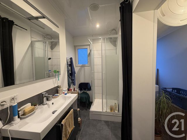 Appartement F4 à vendre - 4 pièces - 65.0 m2 - BESANCON - 25 - FRANCHE-COMTE - Century 21 Avenir Immobilier