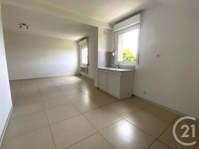 Appartement F3 à louer - 3 pièces - 50.0 m2 - MAMIROLLE - 25 - FRANCHE-COMTE - Century 21 Avenir Immobilier