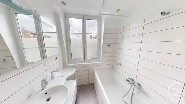 Appartement T5 à vendre - 4 pièces - 89.0 m2 - BESANCON - 25 - FRANCHE-COMTE - Century 21 Avenir Immobilier