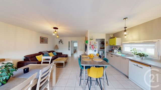 Appartement T4 à vendre - 4 pièces - 85.71 m2 - BESANCON - 25 - FRANCHE-COMTE - Century 21 Avenir Immobilier