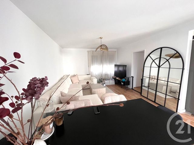 Appartement T3 à louer - 3 pièces - 68.12 m2 - BESANCON - 25 - FRANCHE-COMTE - Century 21 Avenir Immobilier