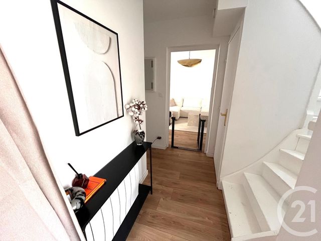 Appartement T3 à louer - 3 pièces - 68.12 m2 - BESANCON - 25 - FRANCHE-COMTE - Century 21 Avenir Immobilier