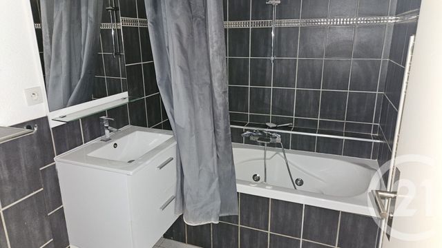 Appartement F1 bis à louer - 2 pièces - 27.32 m2 - BESANCON - 25 - FRANCHE-COMTE - Century 21 Avenir Immobilier